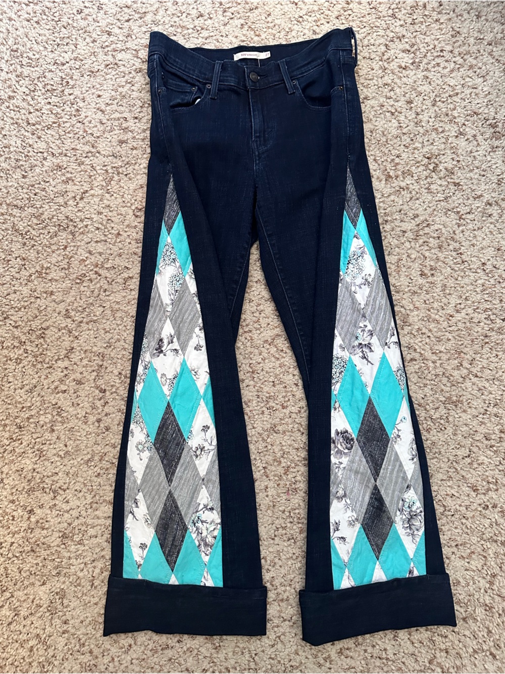 ✨UPCYCLED Wide Leg Argyle Quilted Side Panel Cuffed Levi’s 505 - Picture 5 of 10